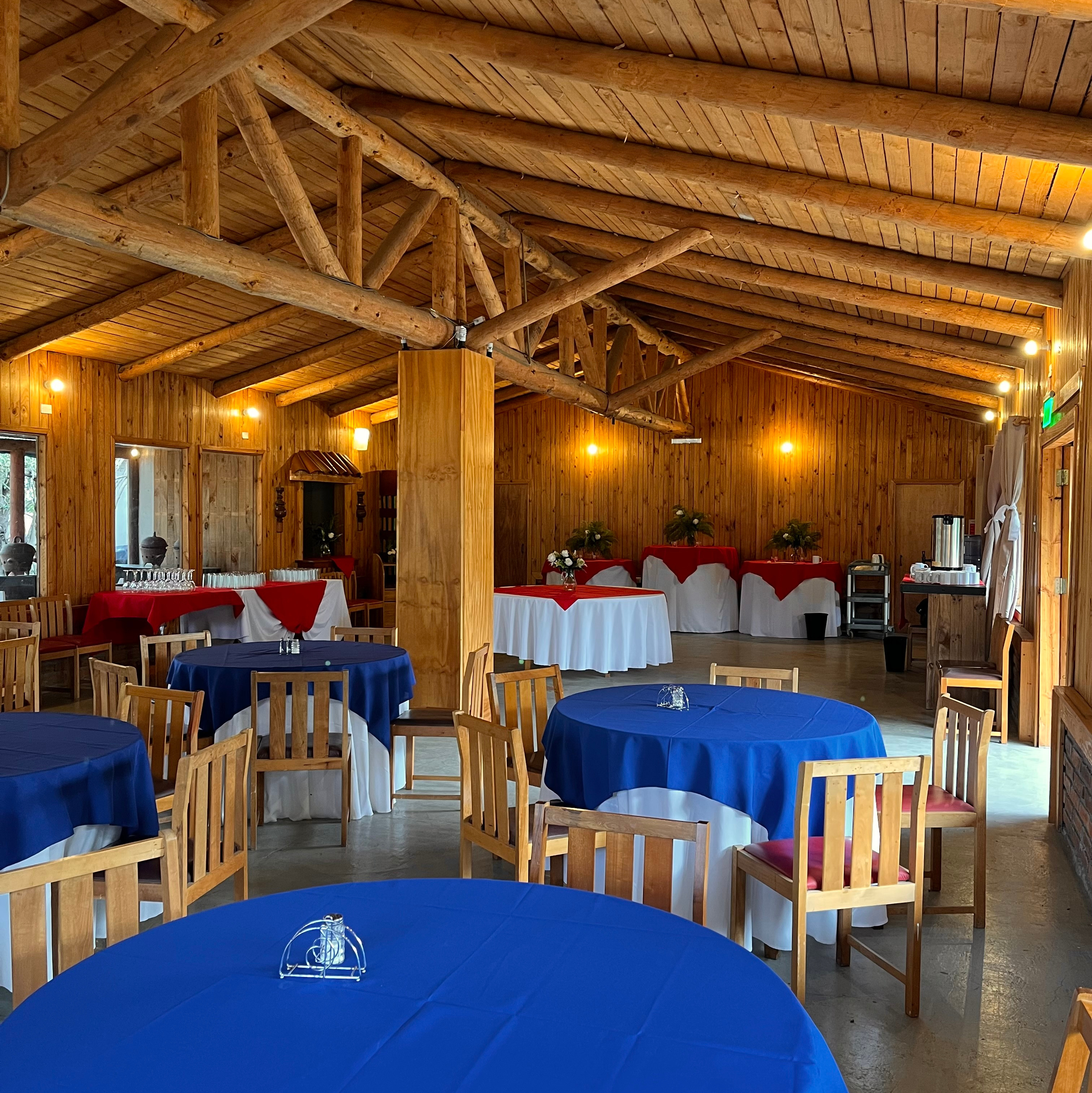 Montaje corporativo salón San Rafael